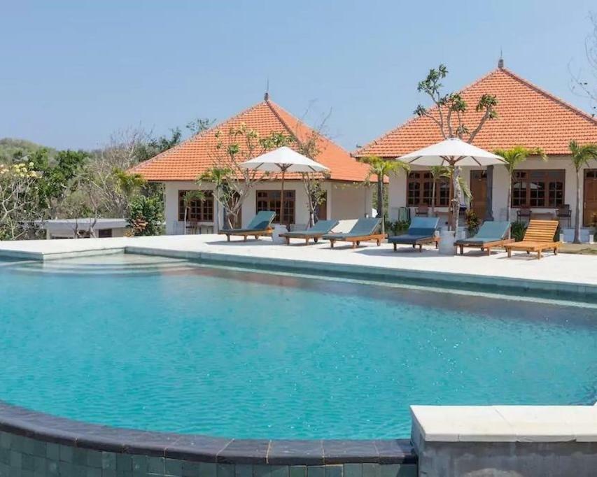 Aparthotel Batu Jaran Hill